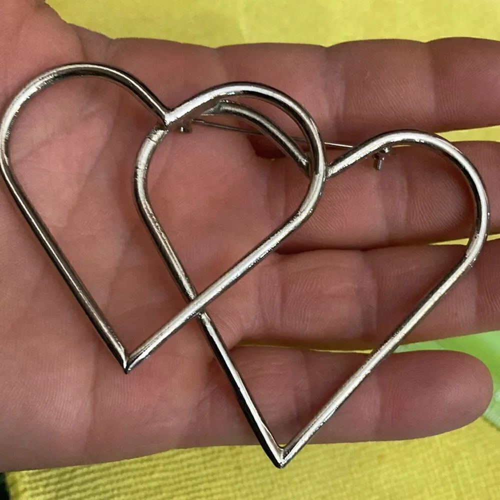 Two hearts vintage brooch  - Picture 8 of 8